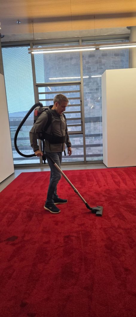 groben Schmutz entfernen